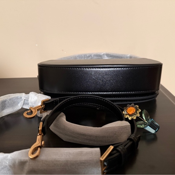 NEW Black Shoulder Crossbody Bag with Gold Hardware - Picture 3 of 4